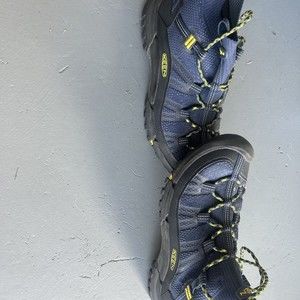 KEEN | Mid Dress Blue & Blazing Yellow Axis EVO Hiking Boot - Men